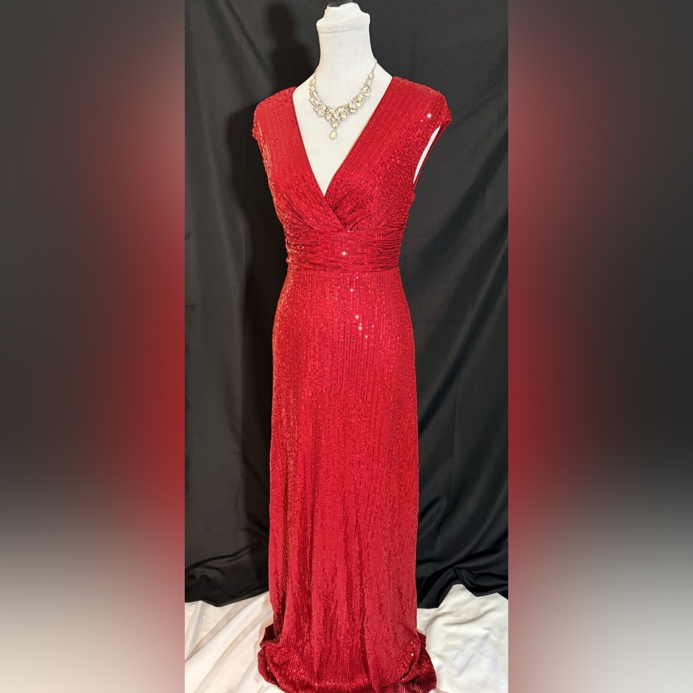 #7 Elegant Red Sequin Evening Dress